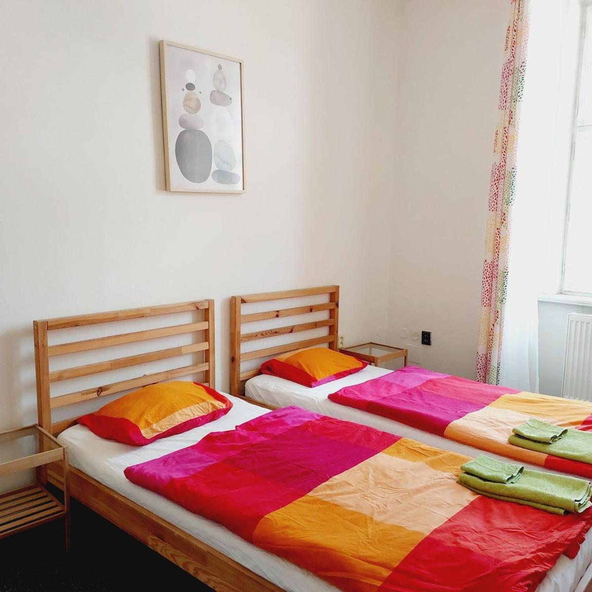 Privatunterkunft Just 3 Min Walk Old Town Center Private A *