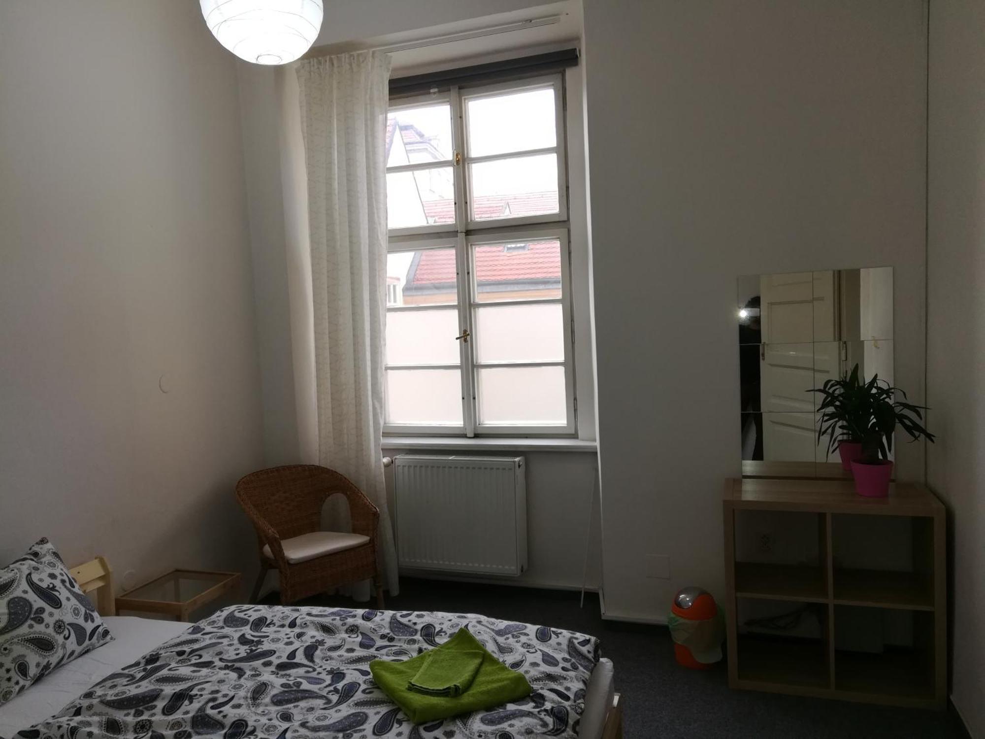Just 3 Min Walk Old Town Center Private A Privatunterkunft *